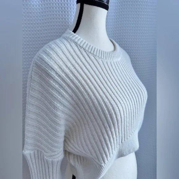 Urban Outfitters crop oversized‎ long sleeves crea knitted sweater size XS - Picture 3 of 15